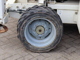 2012-genie-gs-4069-rt-1396902-44432803