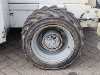 2012-genie-gs-4069-rt-1396902-44432810