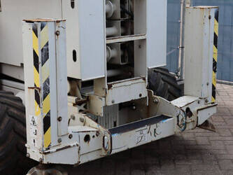 2012-genie-gs-4069-rt-1396902-44432811