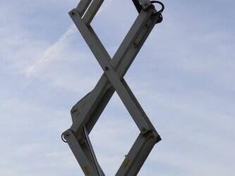 2012-genie-gs-4069-rt-1396902-44432827