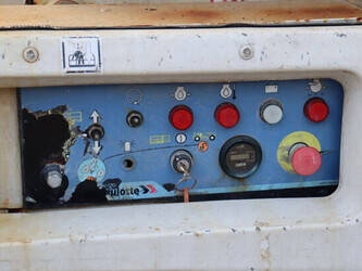 2012-haulotte-compact-12dx-1396904-44432879