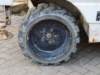 2012-haulotte-compact-12dx-1396904-44432884