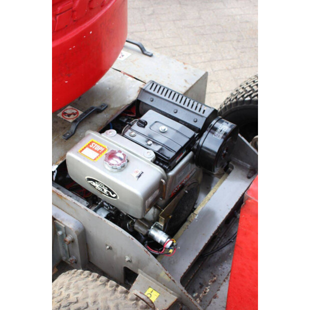 2015 Niftylift HR12-44432920