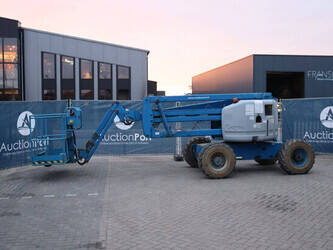 صورة ل رافعات سلة مفصلية 2000 جيني Z45/25J