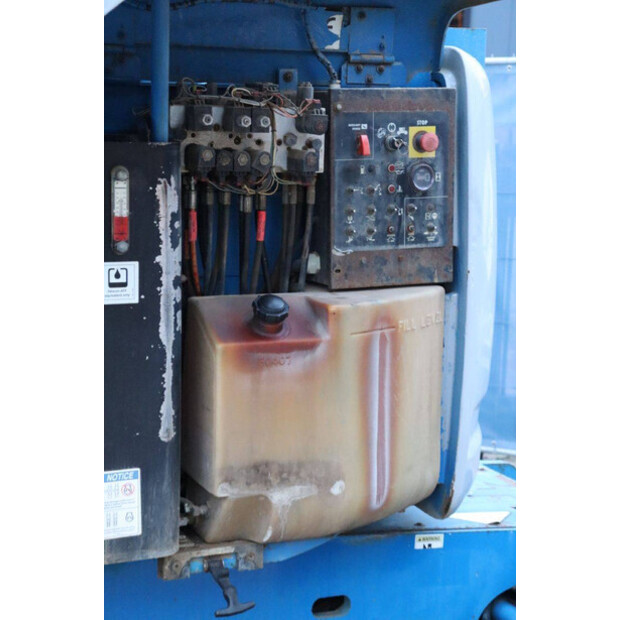 2000 Genie Z45/25J-44433193