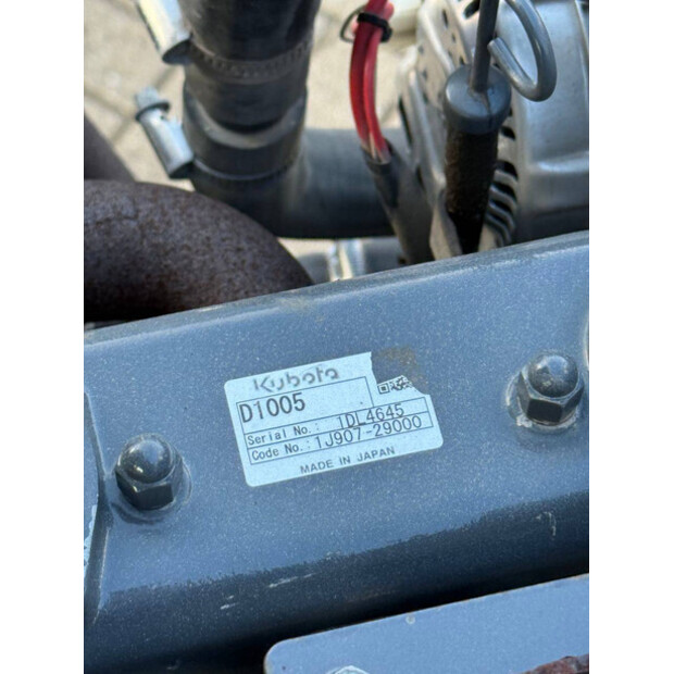 2014 هام HD 8 VV-44433236