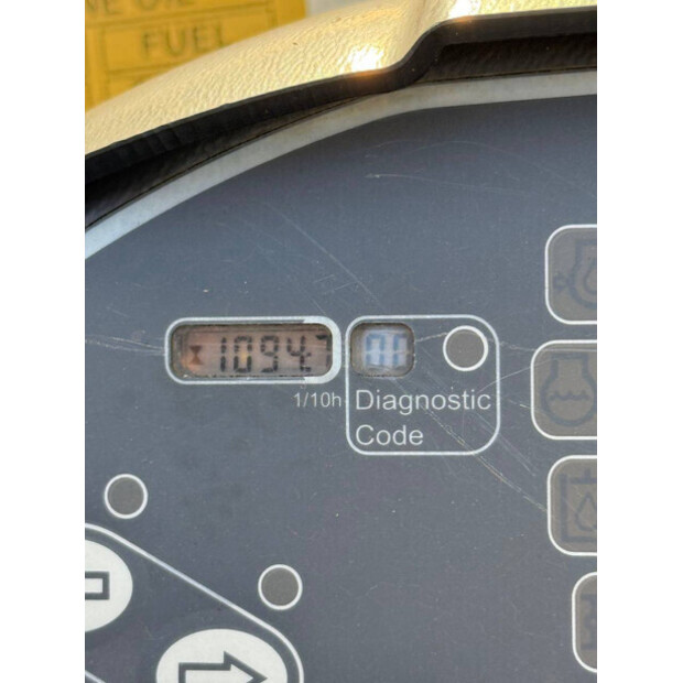 2014 هام HD 8 VV-44433237