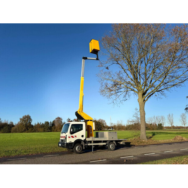 2017 NISSAN Cabstar Klubb K26-44433352