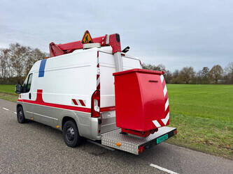 2018-peugeot-boxer-2-2hdi-44433379