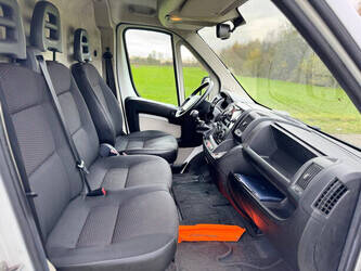 2018-peugeot-boxer-2-2hdi-44433385