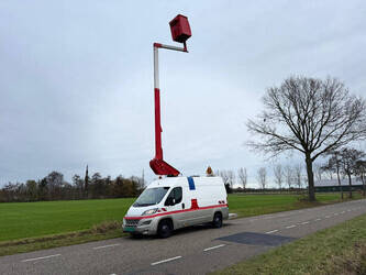 2018-peugeot-boxer-2-2hdi-44433395