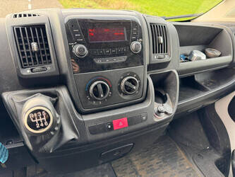 2016-citroen-jumper-2-2hdi-44433402