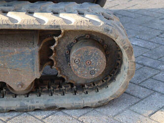 2016-kubota-u27-4-1396923-44433499