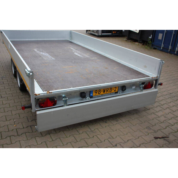 2025 EDUARD P4-44433857