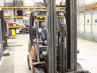 2000-nissan-30-1396942-44433867