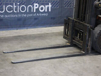 2000-nissan-30-1396942-44433870