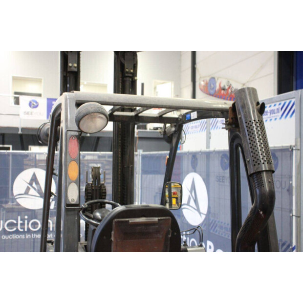 2000 نيسان 30-44433878