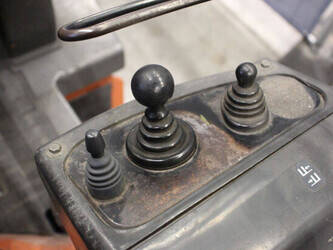 2000-nissan-30-1396942-44433889