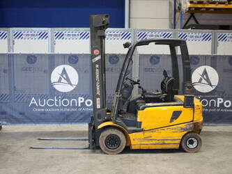 2003-jungheinrich-efg25-1396945-44433943