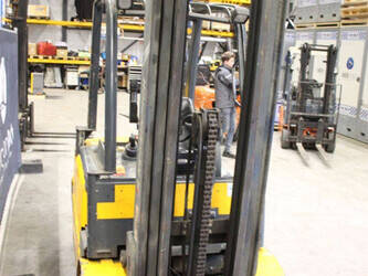 2003-jungheinrich-efg25-1396945-44433947