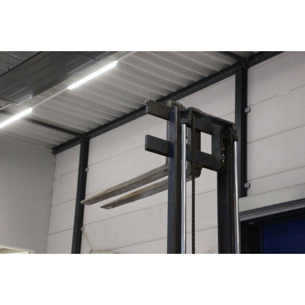 كوماتسو FB13M-2-44434001