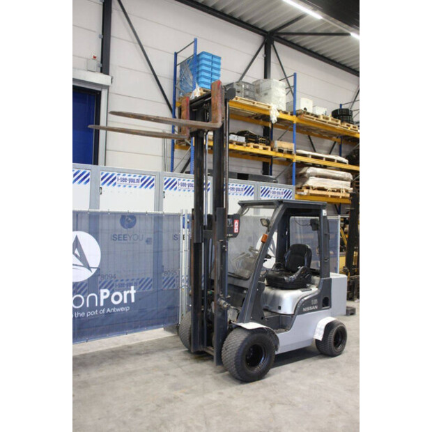 2005 NISSAN O1A15-44434063