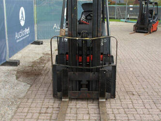 2005-linde-e30-03-600-1396951-44434114