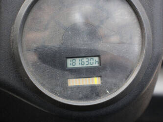 2005-linde-e30-03-600-1396951-44434137