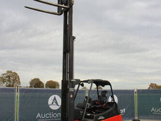 2005-linde-e30-03-600-1396951-44434138