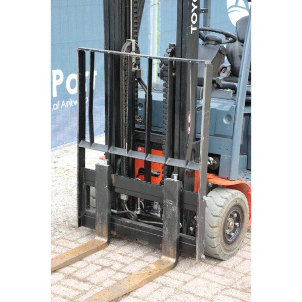 2016 تويوتا 8FBE15T-44434342