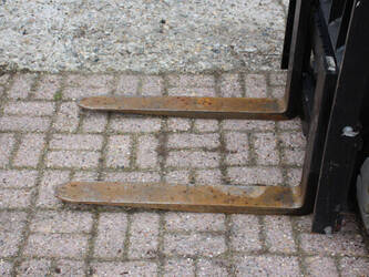 2016-toyota-8fbe15t-1396957-44434344