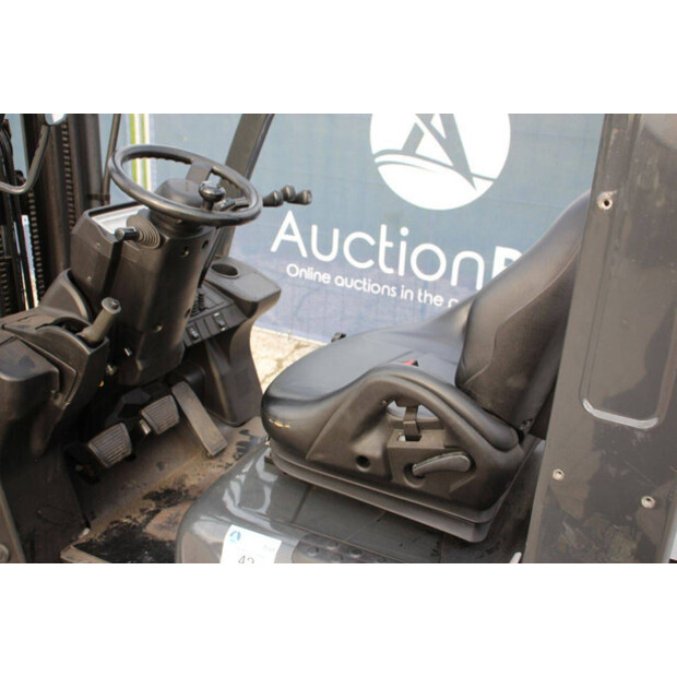 2011 NISSAN P1P1A15D-44434515