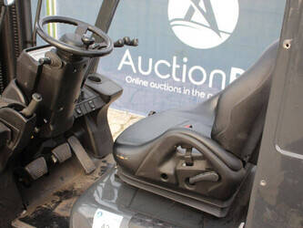 2011-nissan-p1p1a15d-1396962-44434515