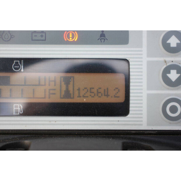 2011 NISSAN P1P1A15D-44434520