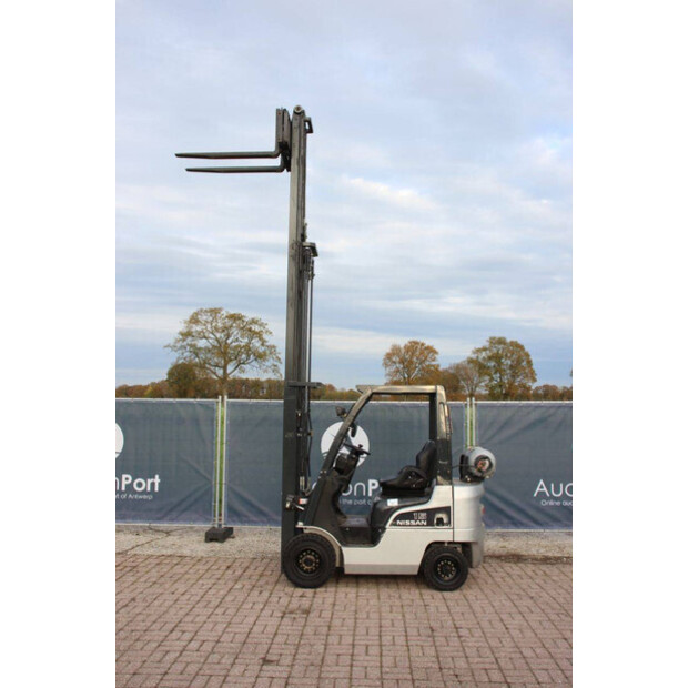 2011 NISSAN P1P1A15D-44434522