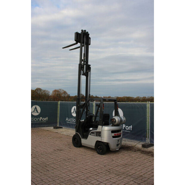 2011 NISSAN P1P1A15D-44434523