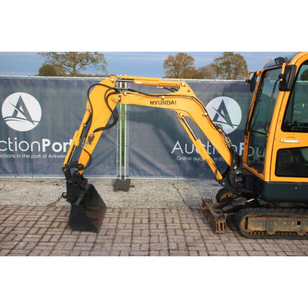 2019 Hyundai Robex 18-9-44434573