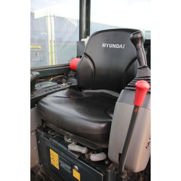 2019 Hyundai Robex 18-9-44434594