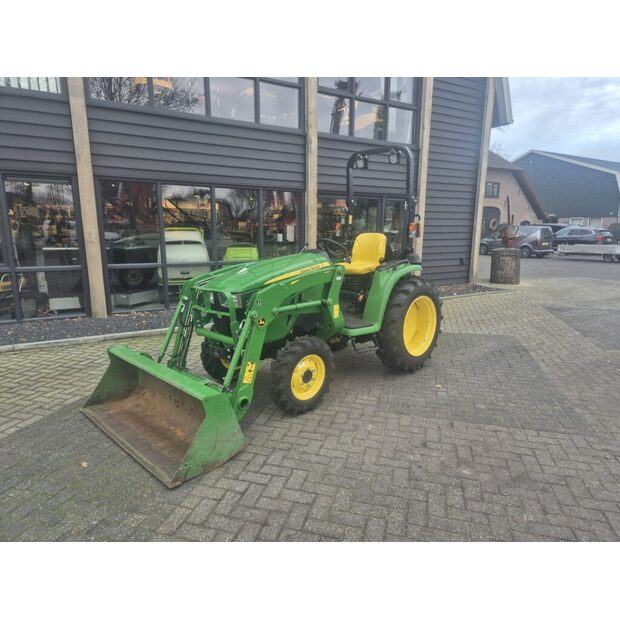 2019 جون دير-44438494