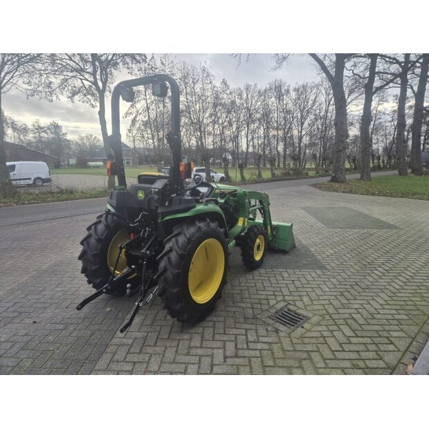 2019 جون دير-44438496