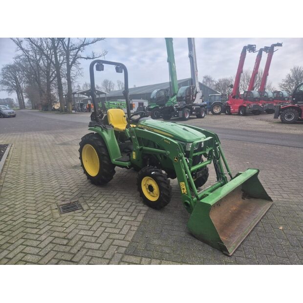 2019 جون دير-44438497