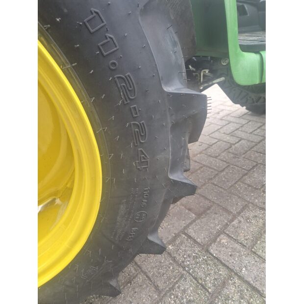 2019 جون دير-44438499