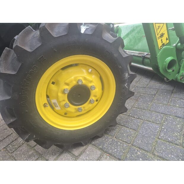 2019 جون دير-44438500