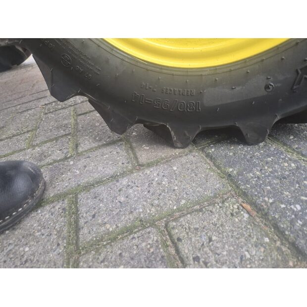 2019 جون دير-44438501