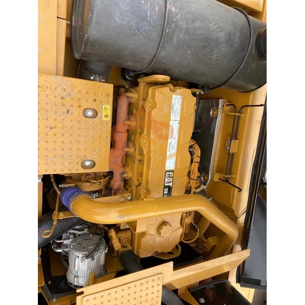 2023 Caterpillar 330D-44447544