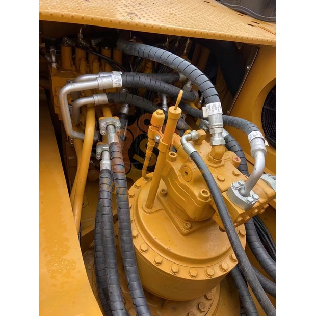 2023 Caterpillar 330D-44447545