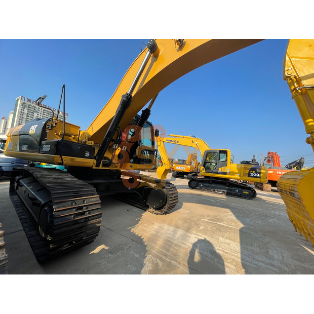 2023 كاتربيلر 336D2-44447551