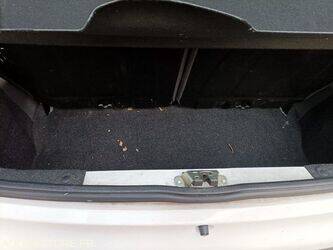 2011-peugeot-107-1397072-44447846