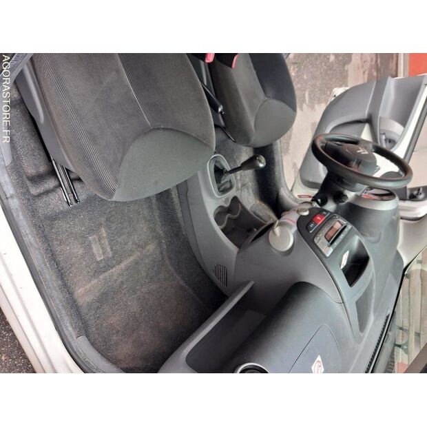 2007 سيتروين C1-44447898