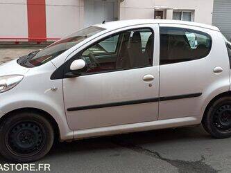 2017-citroen-c1-44448018